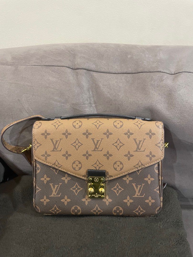 ORIGINAL AUTHENTIC LV (Category: Luxury Bags & Wallets) located in Iligan City. Submitted by declutter_er101 (Listing ID 1231716103, Image 2). Description: BRAND NEW ORIGINAL AUTHENTIC REFUND AND RETURN POLICY IF PROVEN FAKE Comes with Dust bag Box Strap NO FLAW, return & refund if found to be flawed or fake .