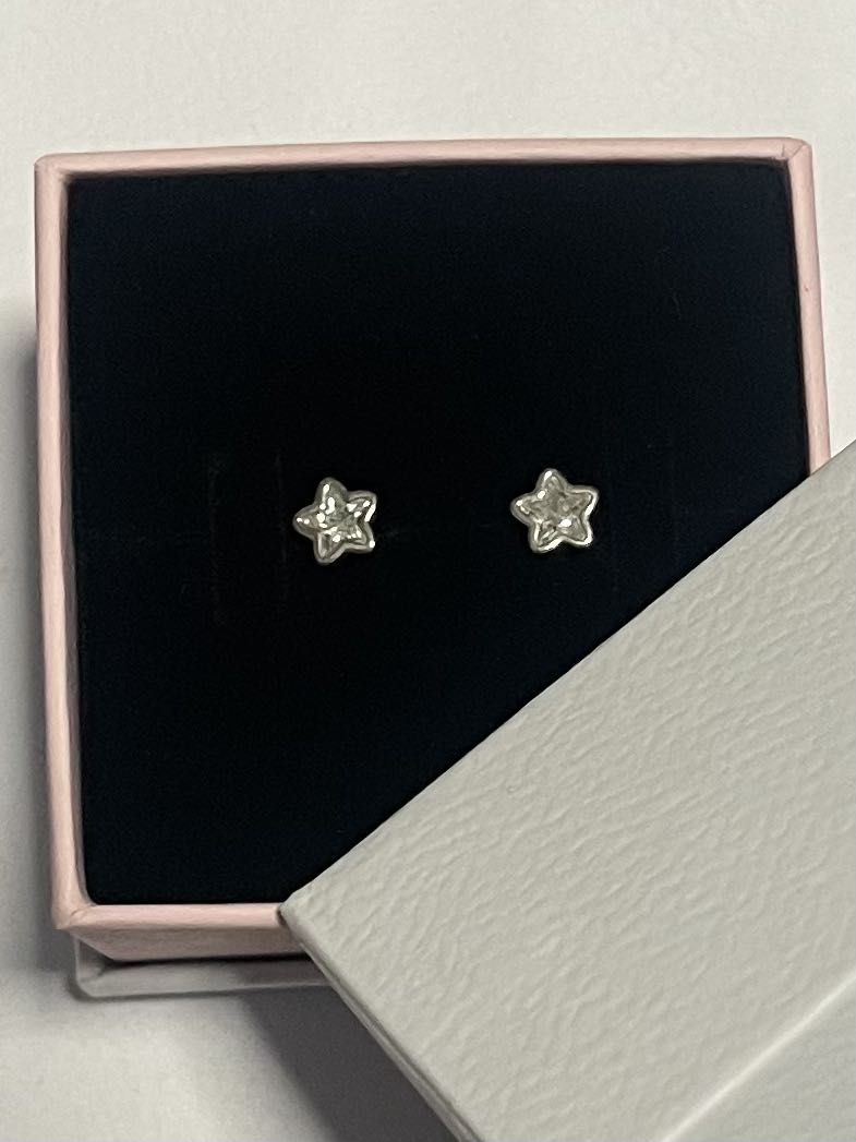 Pandora star earring Women s Fashion Jewelry Organisers Earrings on Carousell