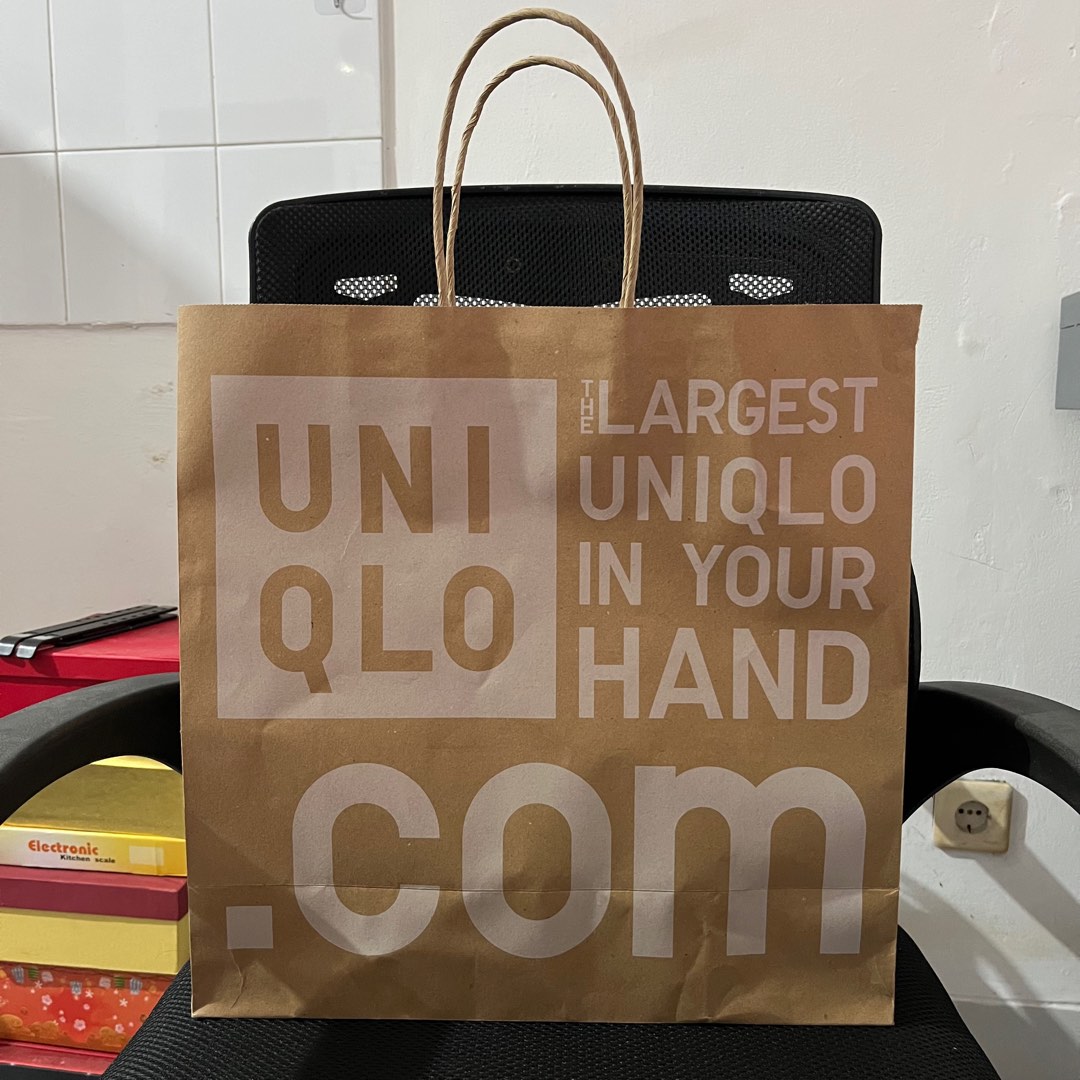 Paper bag uniqlo besar large big 38 cm original ori store mall official