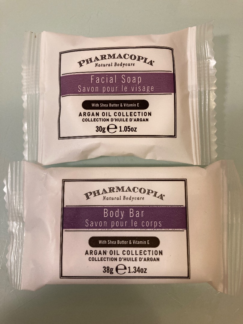 Pharmacopia facial soap 30g / body bar 38g, 美容＆化妝品, 沐浴＆身體護理, 沐浴及身體護理