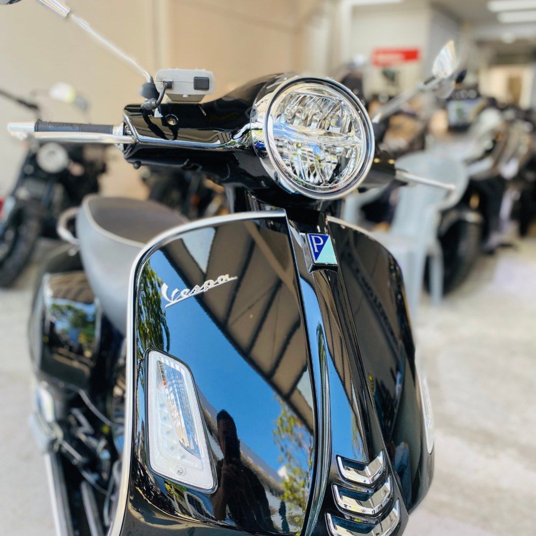 Preowned Vespa GTS Super 300 HPE, Motorcycles, Motorcycles for Sale, Class 2A on Carousell