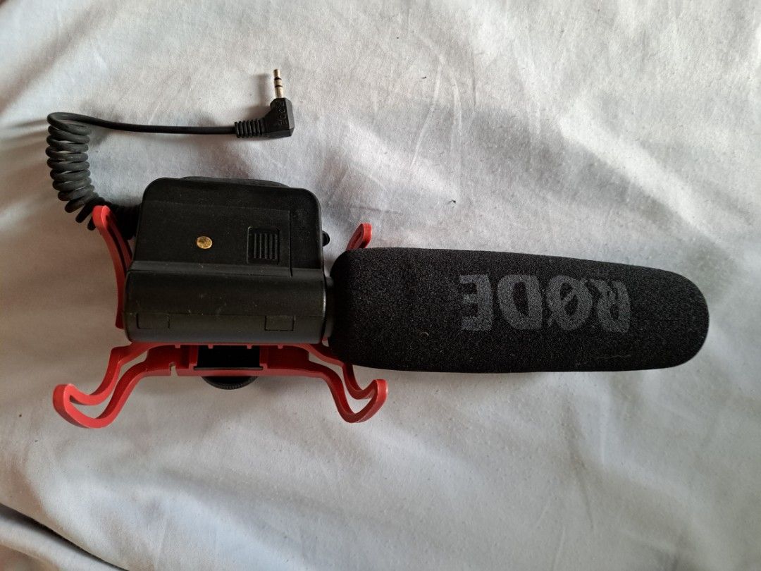 Rode VideoMic Camera-mount Shotgun Microphone with Rycote Lyre Shock  Mounting