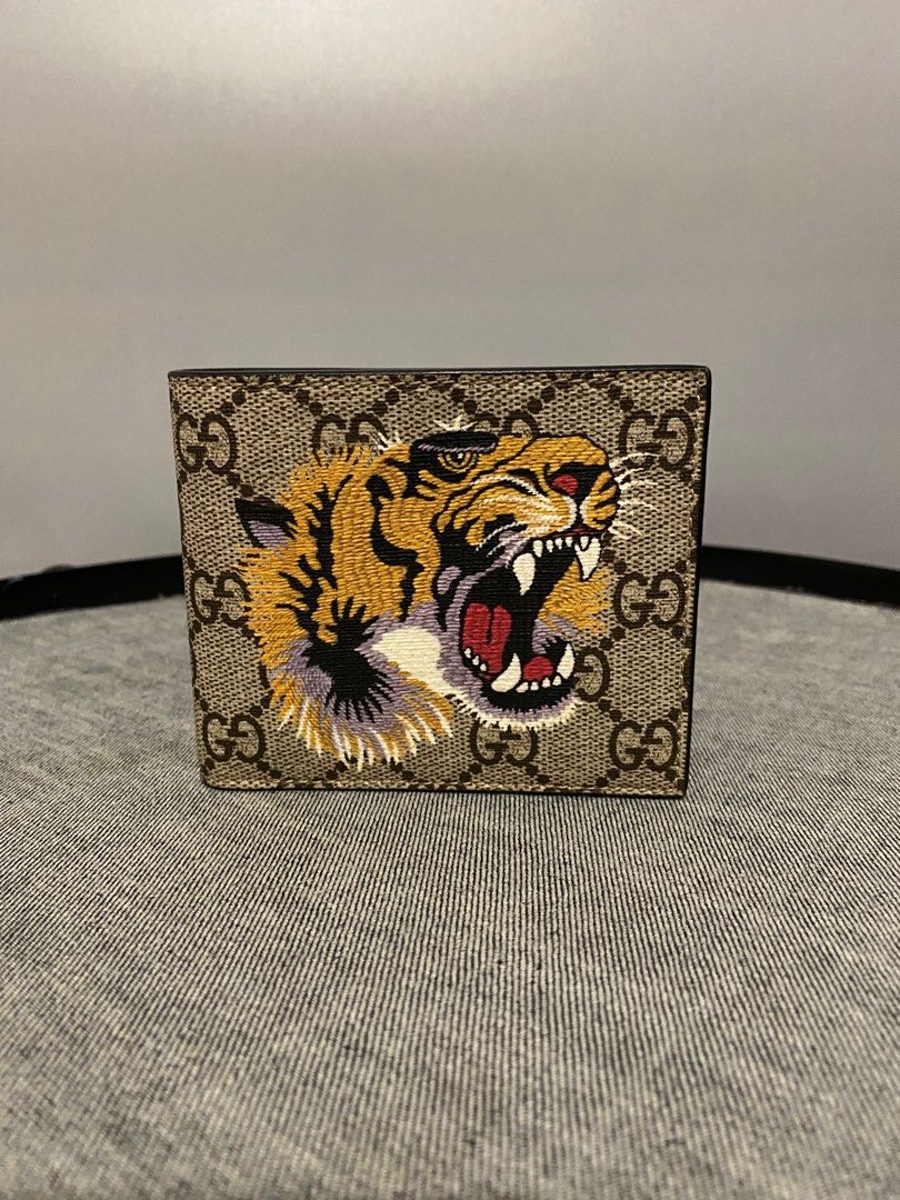 Gucci tiger print gg supreme wallet shop