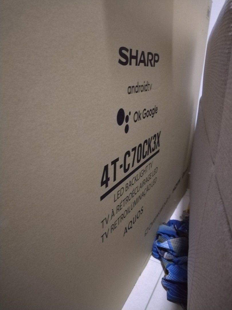 Sharp (Category: TV) located in Nilai. Submitted by juzbeme (Listing ID 1231706954, Image 3). Description: Tv sharp 65" Condition 9/10 Still new Baru guna 4-5 bulan Kotak masih ada Self pickup only @bangi kajang.