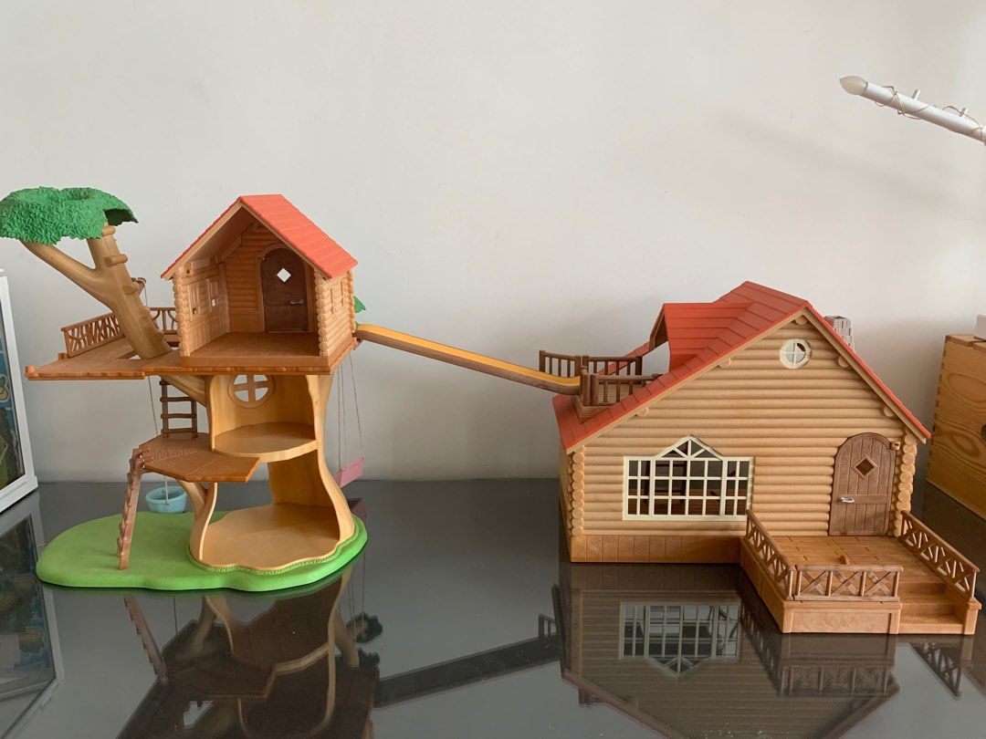 Sylvanian treehouse and log cabin 2025