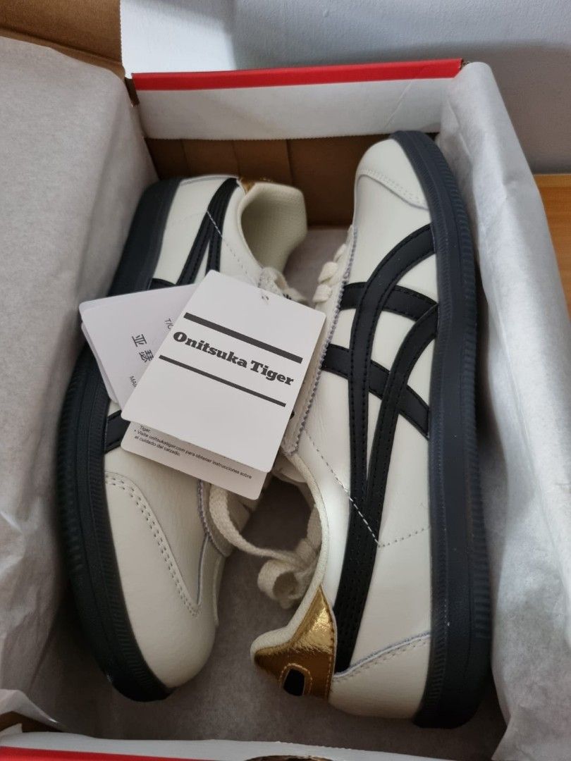 tiger shoes black and white