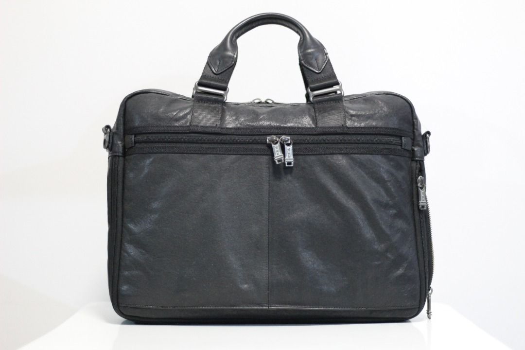 Tumi 92631DH2 Alpha Bravo Black Leather Yuma Slim Brief / Black Tumi