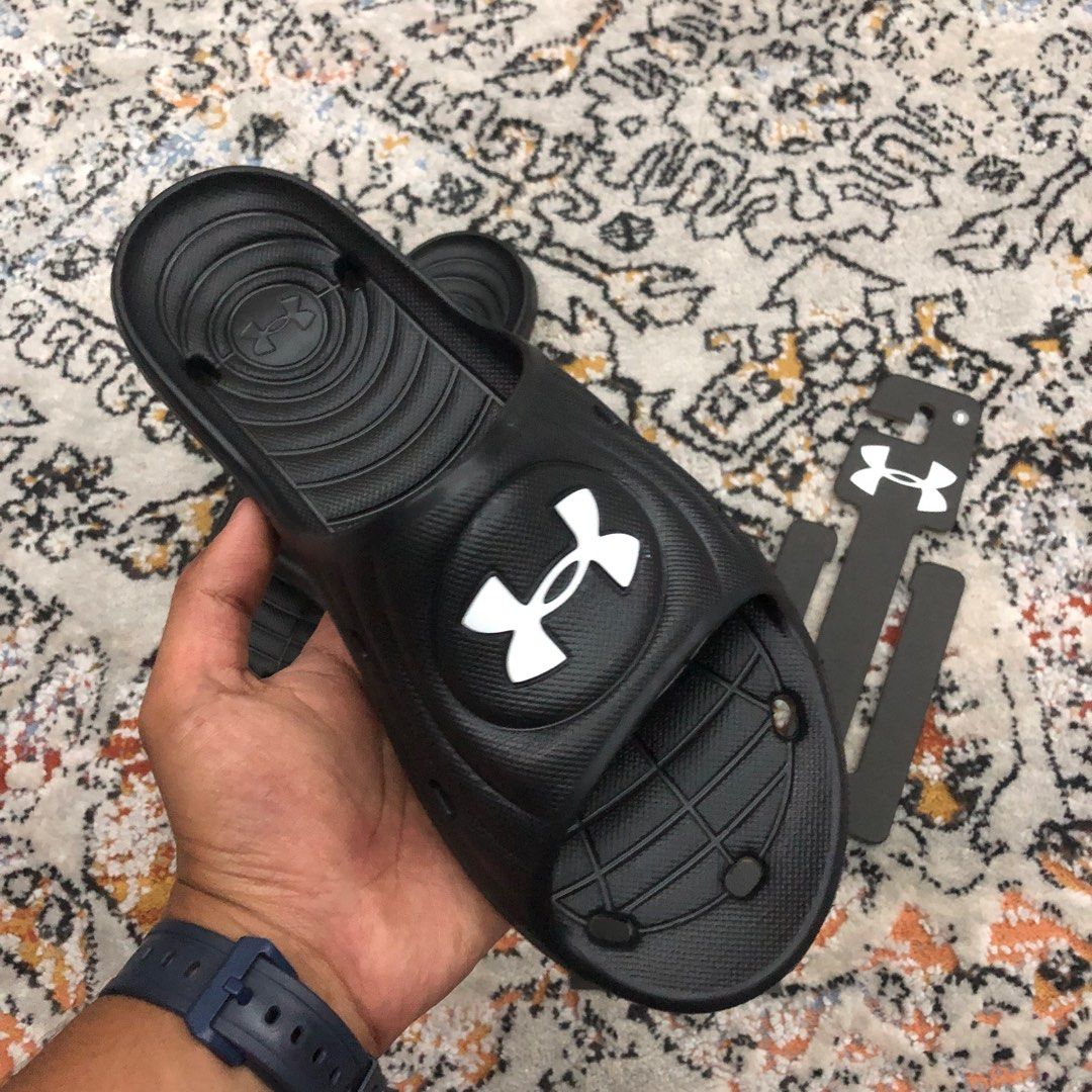 Under armour on sale shower slides