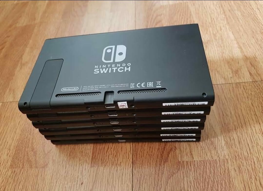 Unpatched Tablets (Category: Nintendo) located in Manila. Submitted by kiddgamer (Listing ID 1231632486, Image 1). Description: Available at 7,999 each In good working condition. Can be picked up or delivered thru Lbc Grab or Lalamove.