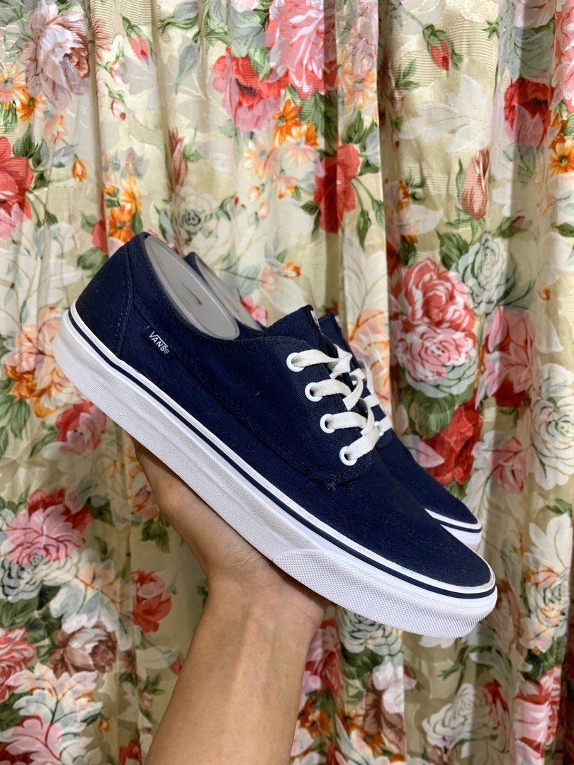 Vans brigata hotsell suede navy