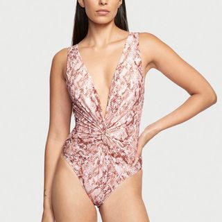 （分類：）位於 。 由 hkqqstore 提交（商品編號 1231704426，圖片 1）。簡介： 。