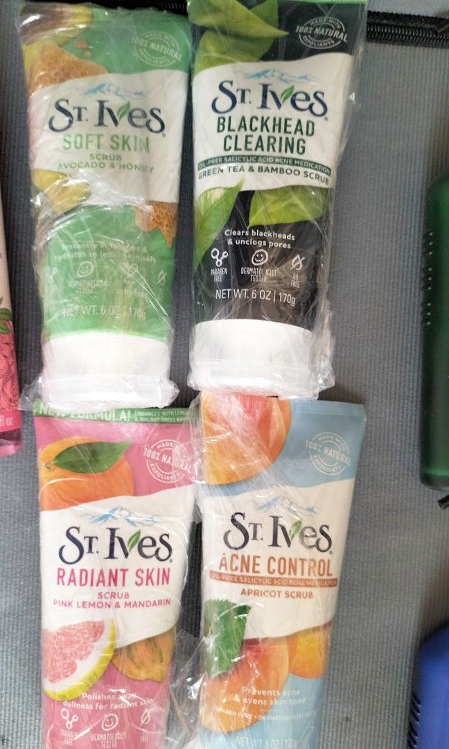 VS,Bath and body works,st.ives on Carousell