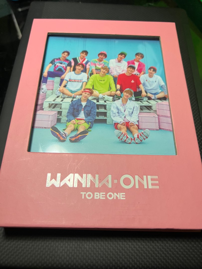 Wanna One To Be One CD K-Pop, 興趣及遊戲, 音樂、樂器 配件, 音樂與媒體- CD 及DVD Carousell