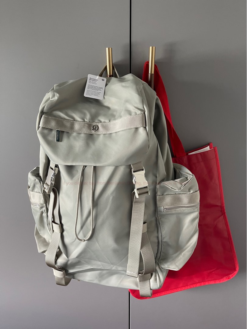 Lululemon back sales to me bag