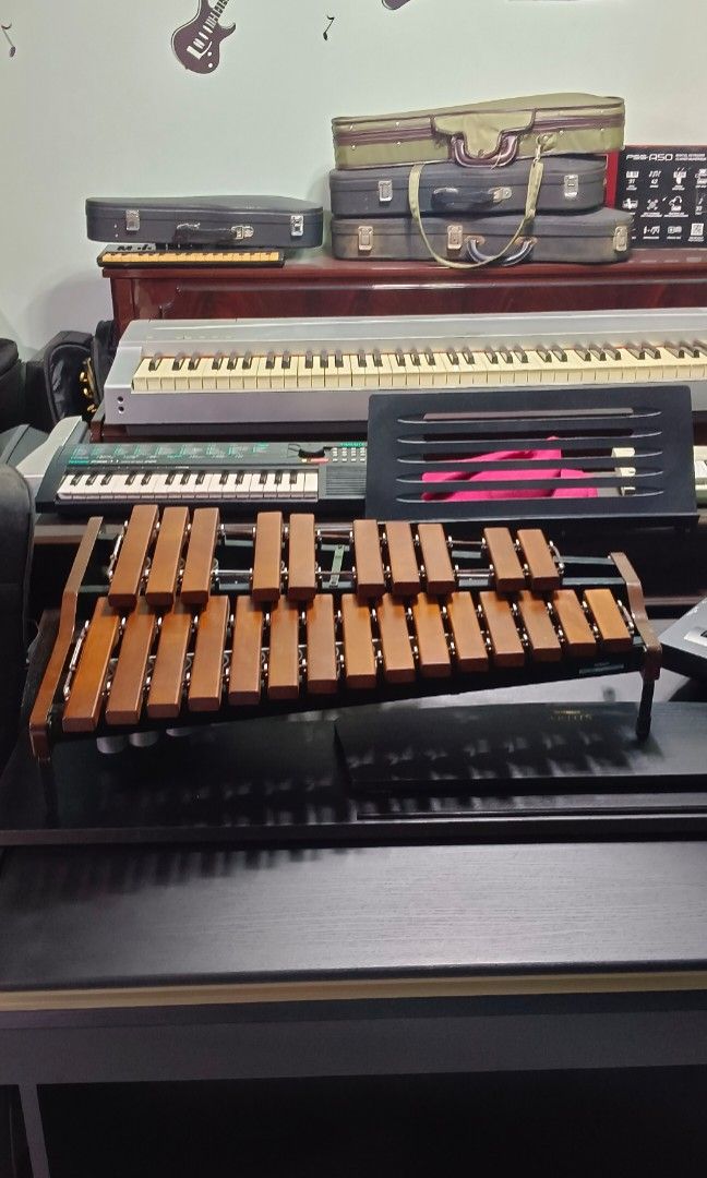 Yamaha marching keyboard xylophone, Hobbies & Toys, Music & Media