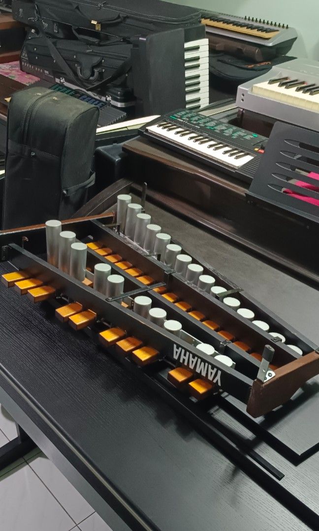 Yamaha marching keyboard xylophone, Hobbies & Toys, Music & Media