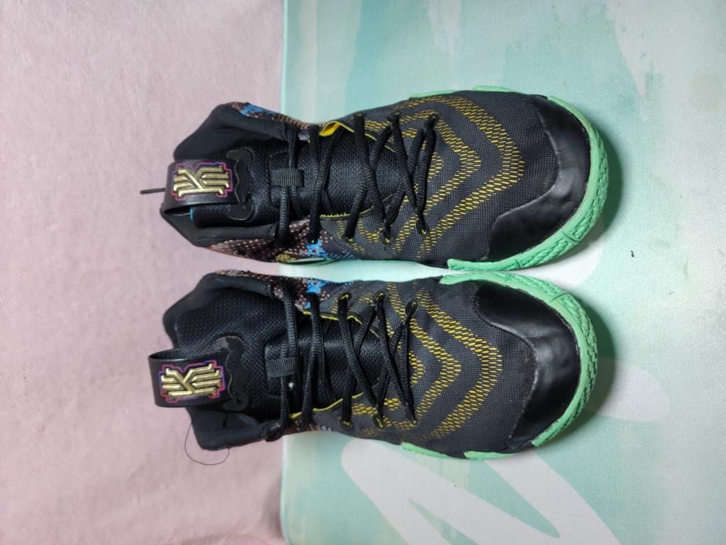 139.Nike AIr Zoom Kyrie 4 Mamba Mentality Black Sonic Yellow Purple Venom Size 45 Insole 29 cm Made in china