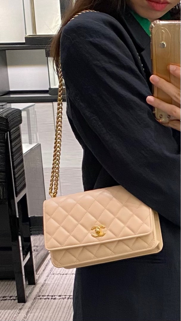 23S Chanel Camellia Adjusting Buckle Chain with Gold CC Logo Handbag WOC  Light Pink, Luxury, Bags & Wallets on Carousell