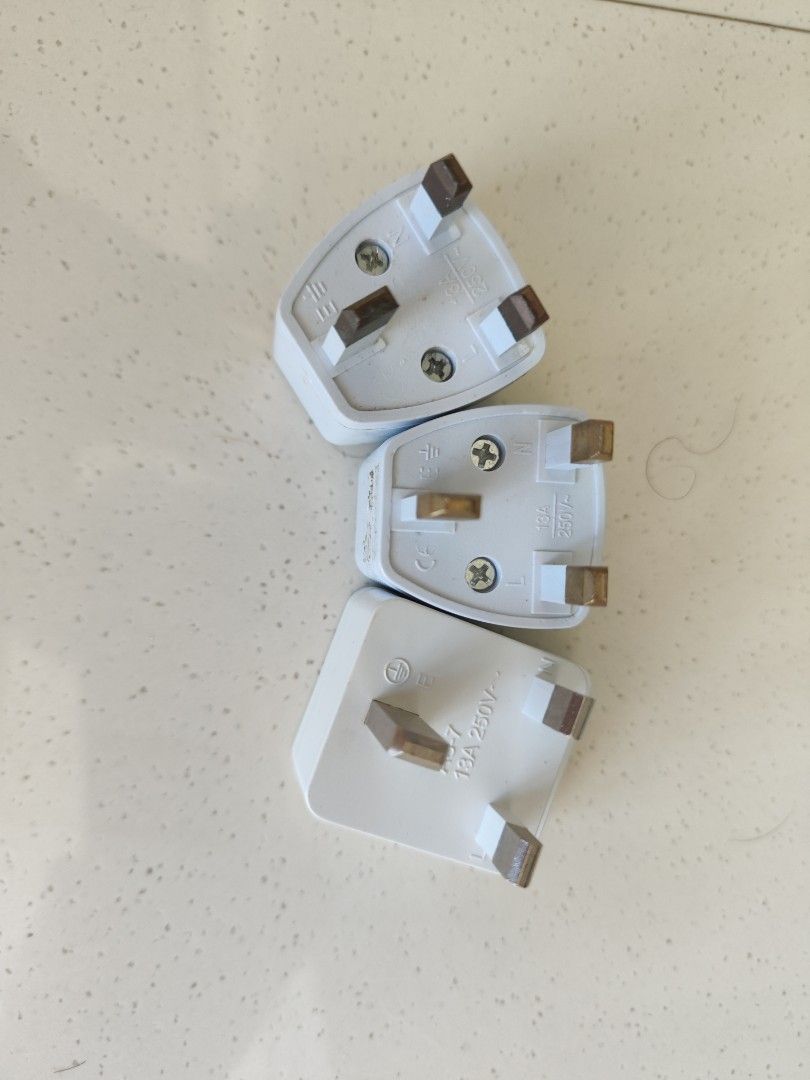 3 adapters uk plug to multi socket, TV & Home Appliances, Electrical