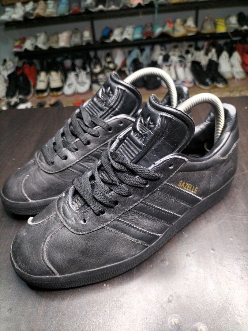 Adidas gazelle store 5.5 black