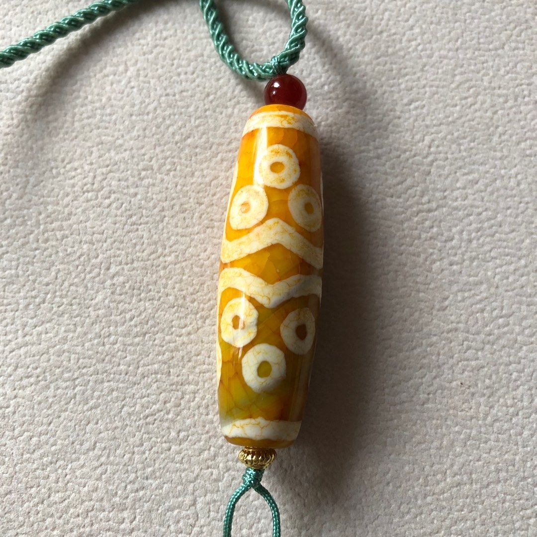 法衣火供十一眼天珠11 eyes dzi, Hobbies & Toys, Memorabilia