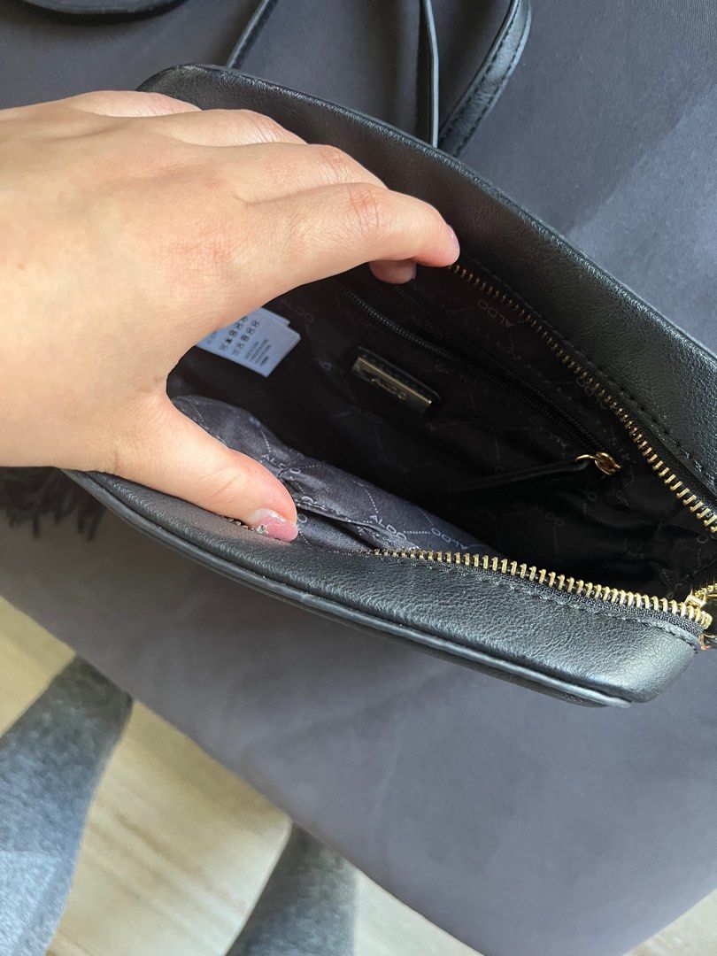 Also black crossbody bag Women s Fashion Bags Wallets Cross