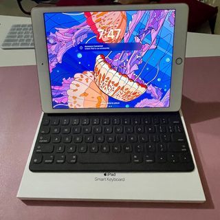 Apple iPad Smart Keyboard A1829
