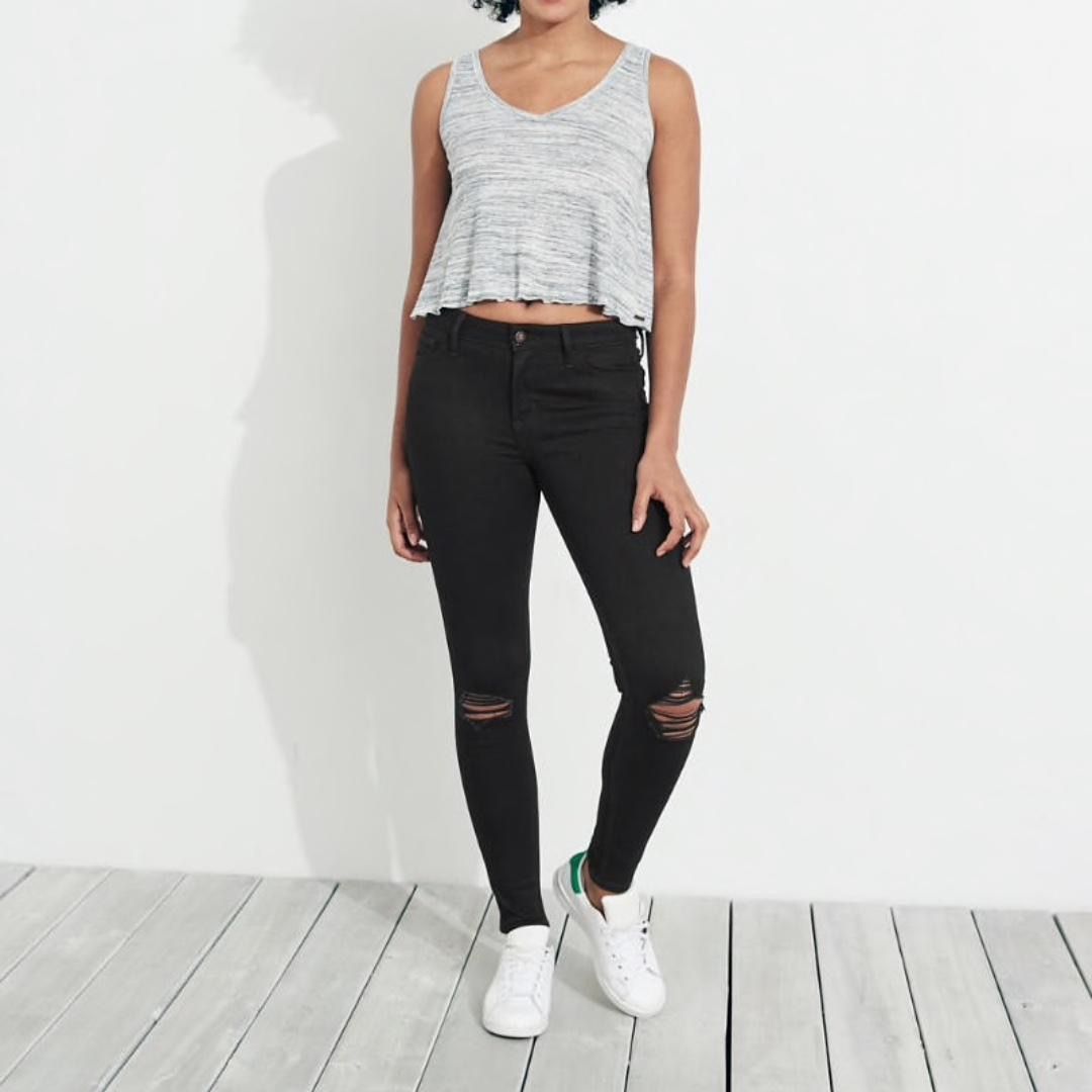 Hollister black ripped 2025 jeans womens