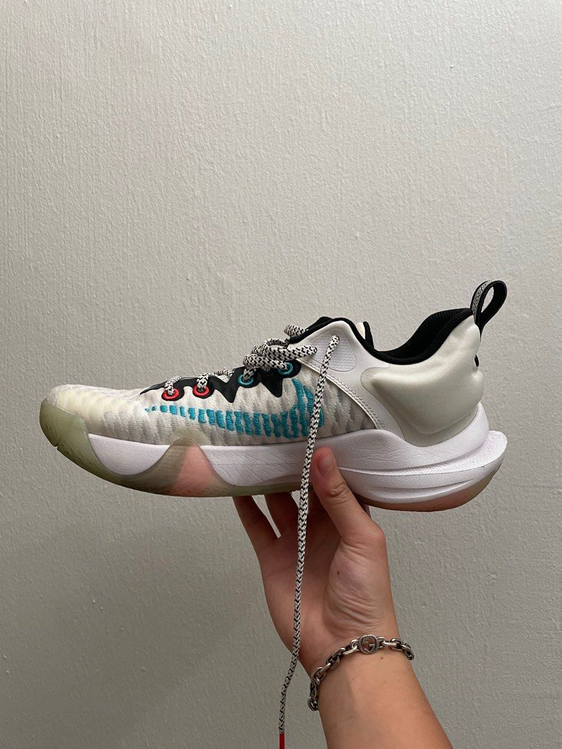 Giannis nike hotsell shoe deal