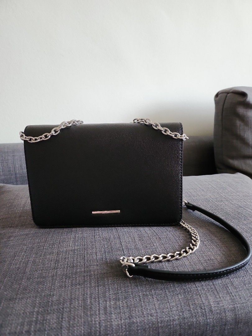 Bershka hot sale sling bag