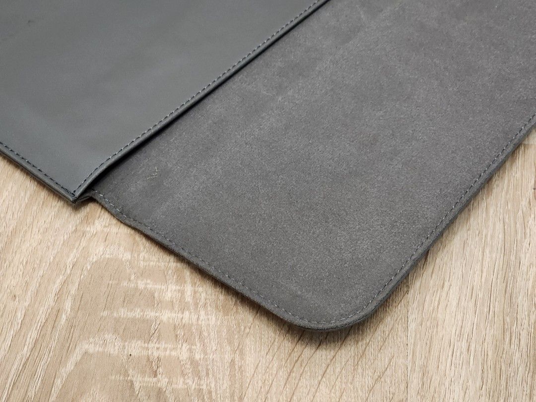 Bmw laptop sleeve 2025
