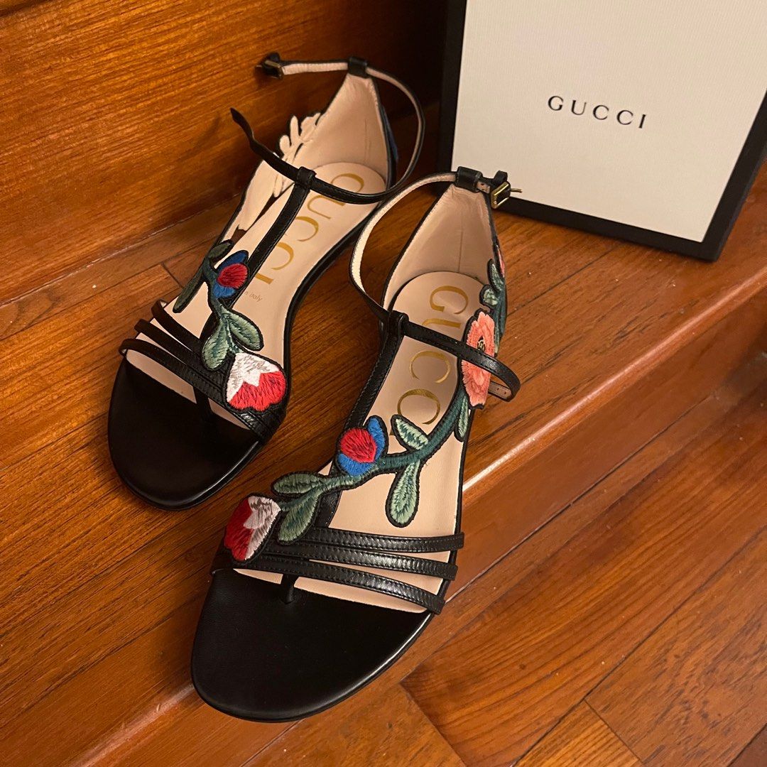Gucci hotsell ophelia sandals