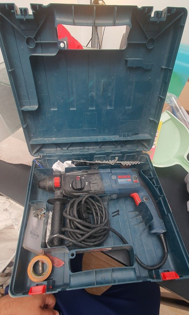 Drill jenama clearance bosch