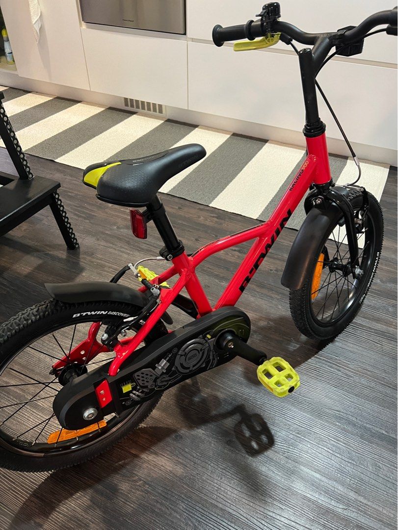 Btwin 16 inch bicycle, Sports Equipment, Bicycles & Parts, Bicycles on