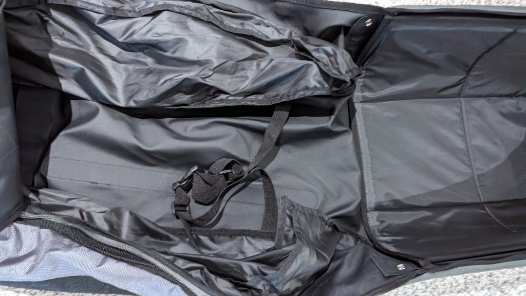 CaddyDaddy Golf Enforcer Hard Top Travel Cover, Sports Equipment