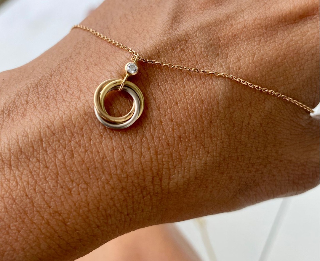 Cartier trinity shop necklace price