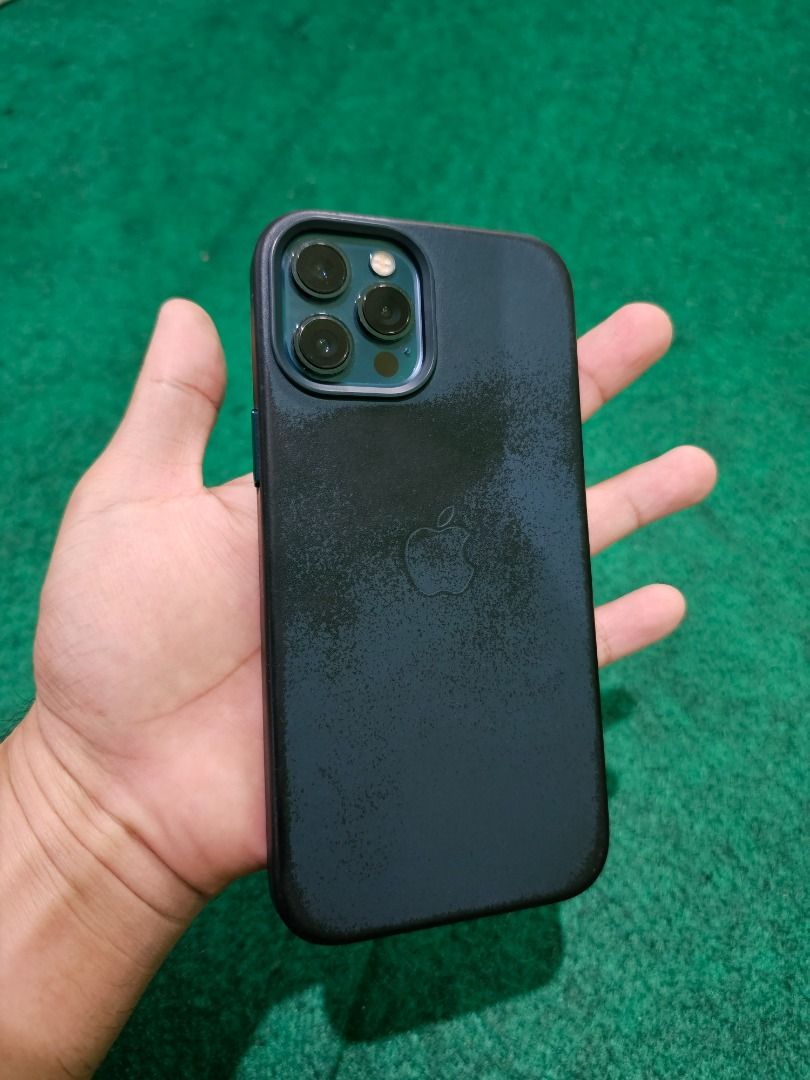 Case with MagSafe iPhone 12 Pro Max Leather Baltic Blue original on