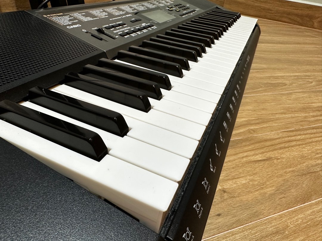 Piano casio lk hotsell 265