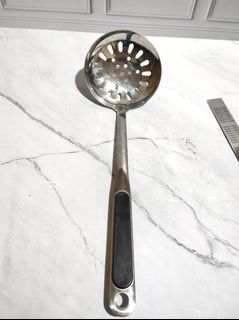 Centong lubang stainless tebal