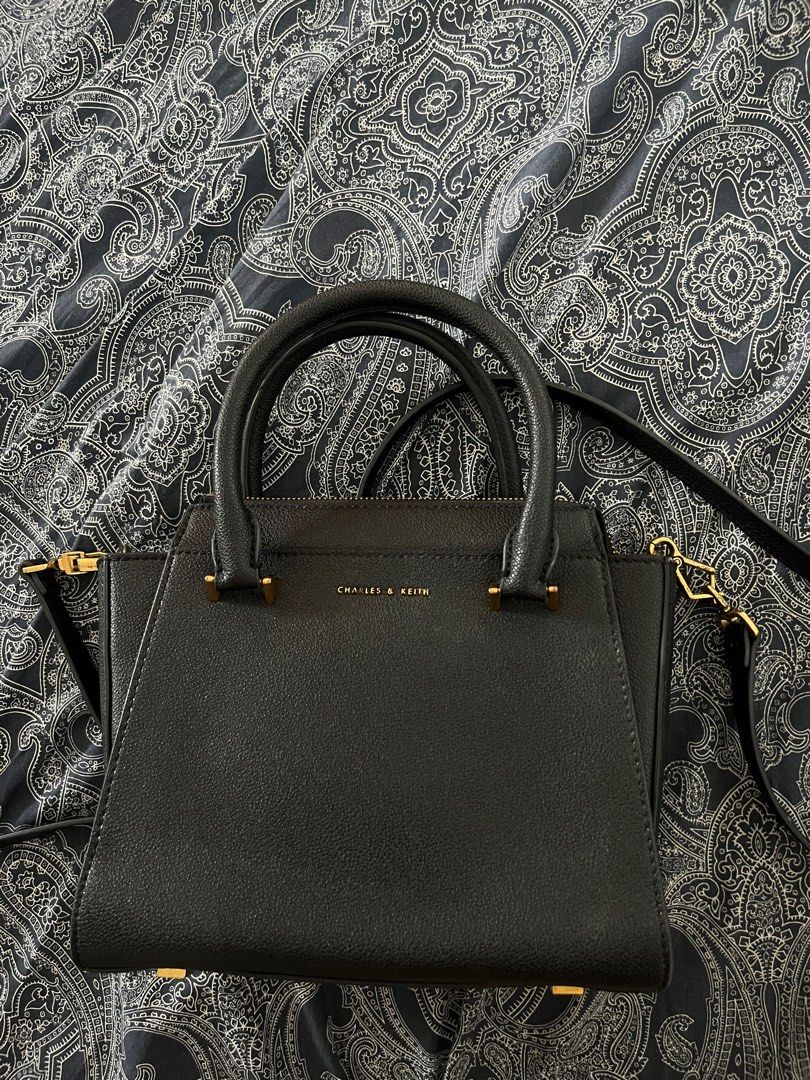 Charles and Keith bag, Women's Fashion, Bags & Wallets, Crossbody Bags