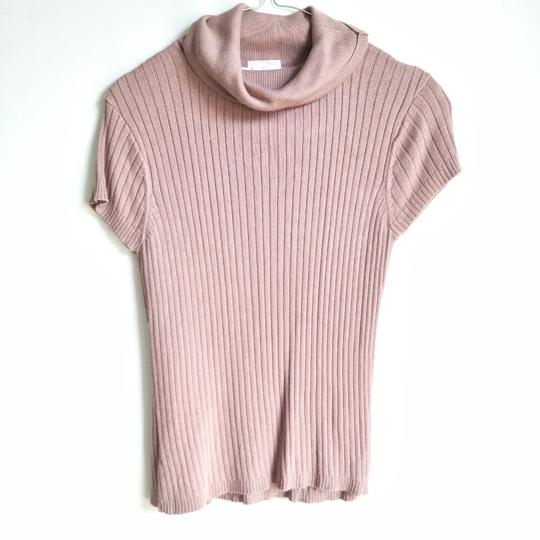 Crop Top Turtle Neck Cokelat ?Do In Brown, Fesyen Wanita, Pakaian