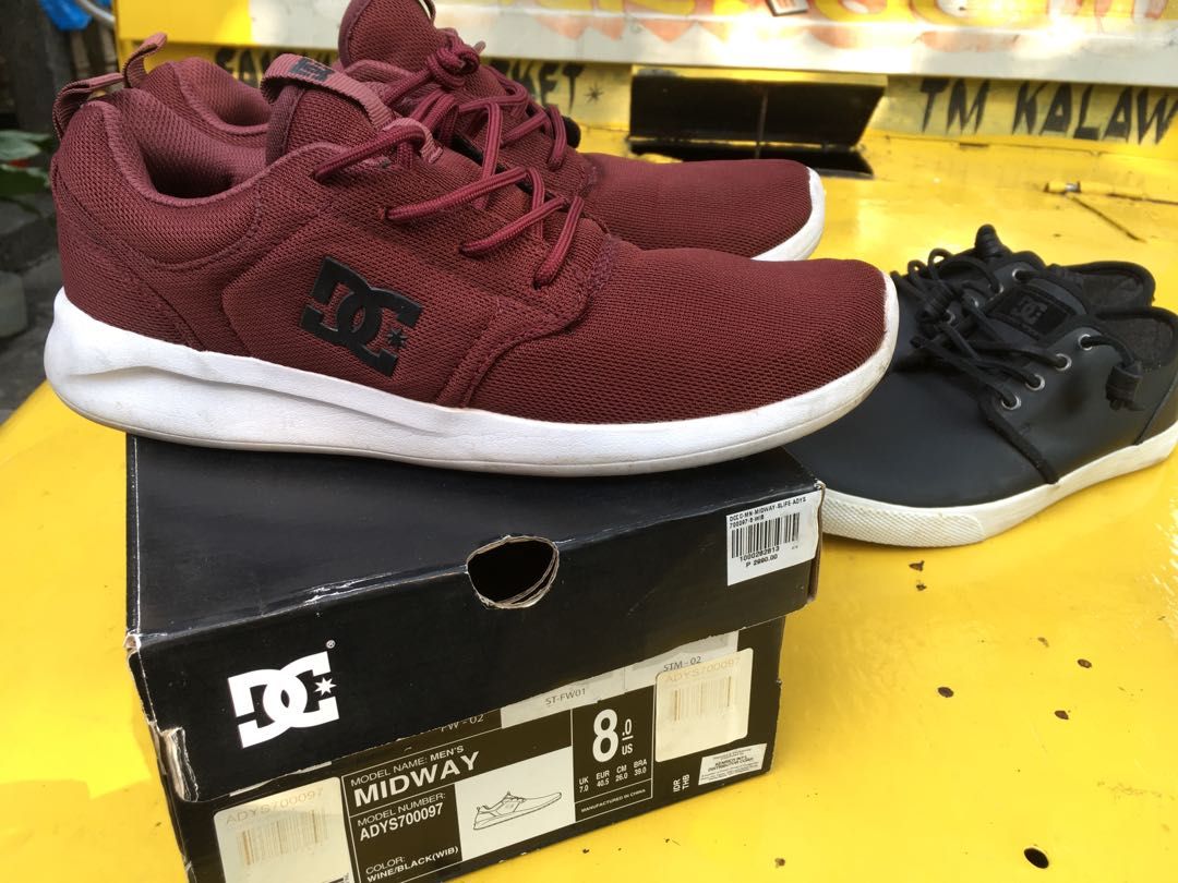 Dc maroon shoes shop