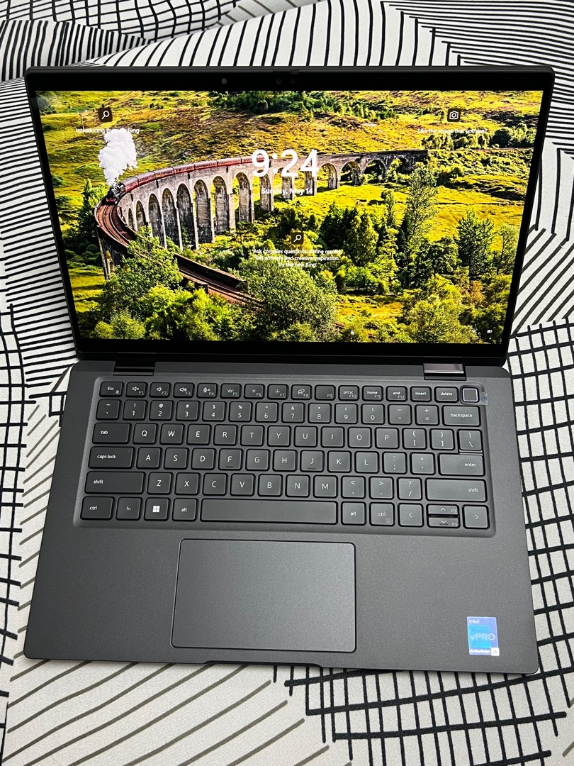 Dell 2 In 1 Business Laptop Dell Latitude 7430 2-in-1 Business Laptop | 14" FHD Touch | i5-1245U
