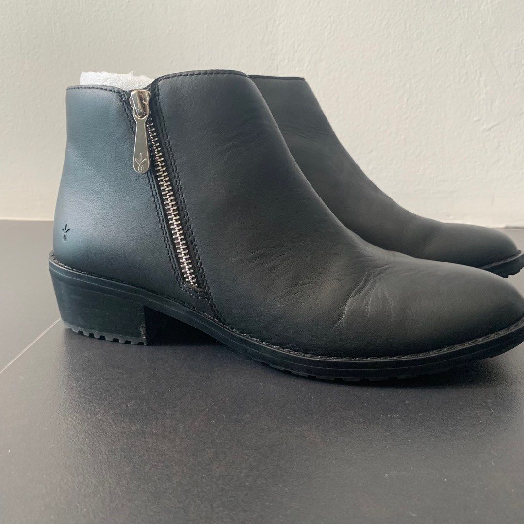 Emu Acton Waterproof Leather Boots in Black Women s Fashion Footwear Boots on Carousell