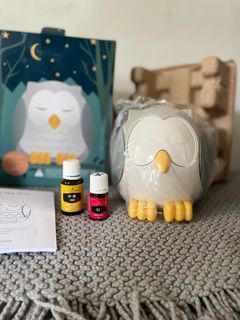 Feather the Owl Diffuser with 2 oils