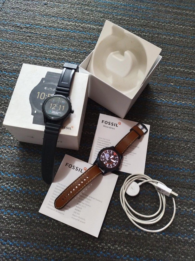 Harga fossil q store