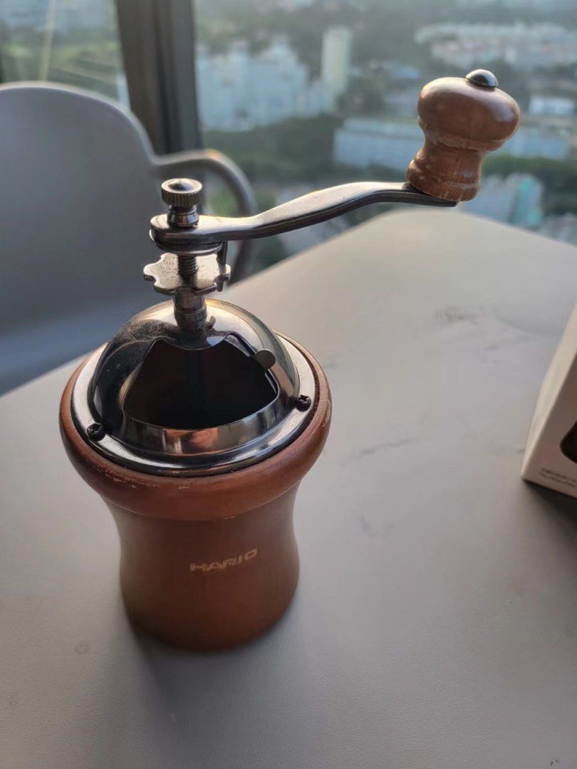 Hario Coffee Mill Dome with box, TV & Home Appliances, Kitchen