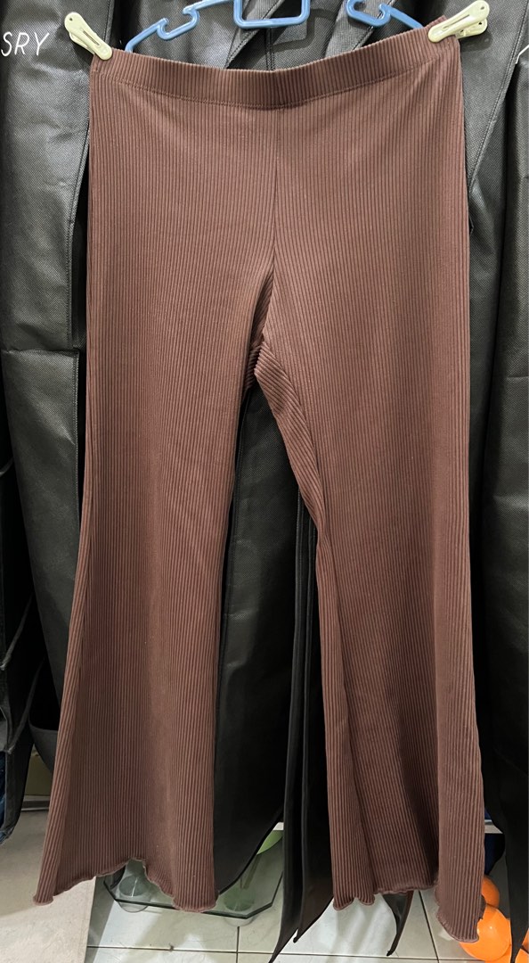 Ribbed flared trousers - Women