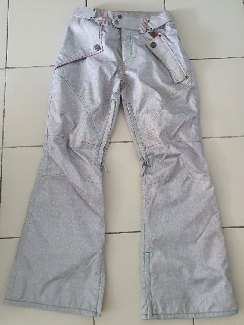 Korean on sale snowboard clothing