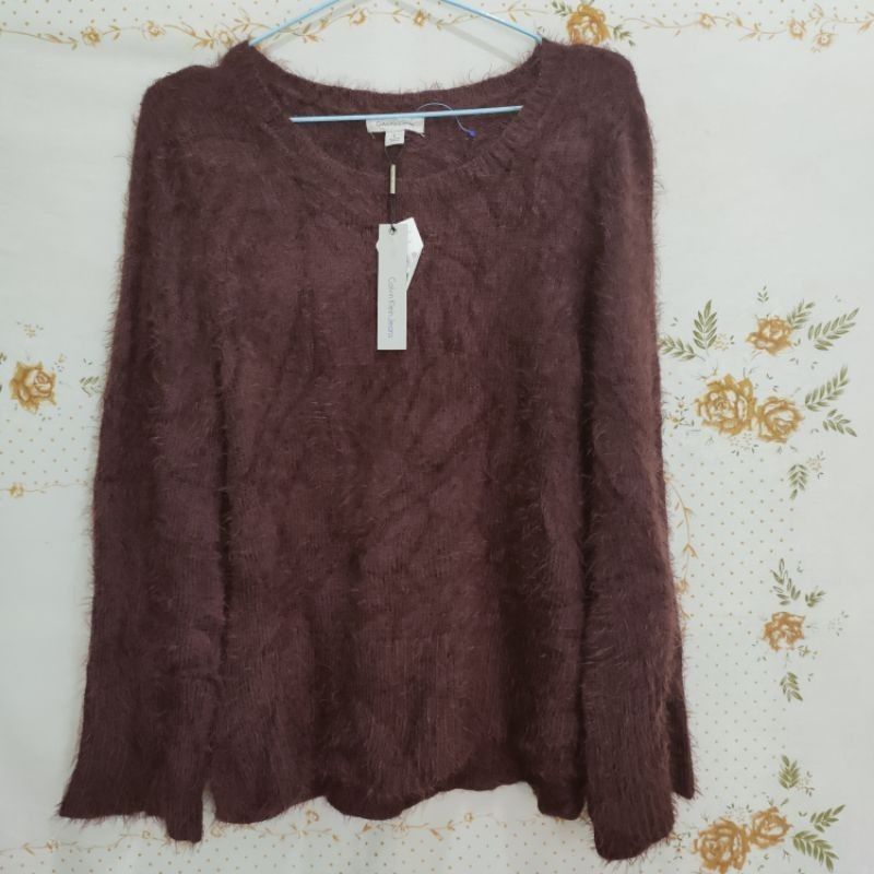 LD120 Calvin Klein Fuzzy Jacket Fuzzy Sweater Bulu Mata Sweater Bulu Hmm zara mango banana Sweater Jumbo Fesyen Wanita Pakaian Wanita Baju Luaran di Carousell